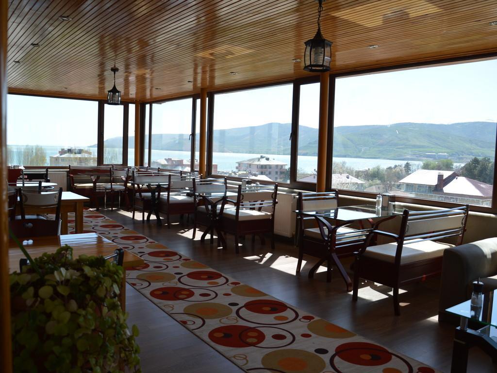 Otel Dinc 18/20