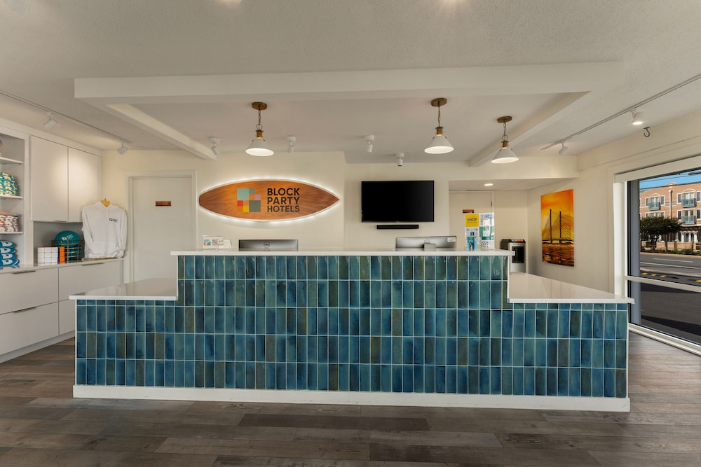 Atlantic Oceanside Dewey Beach Resort 13/50