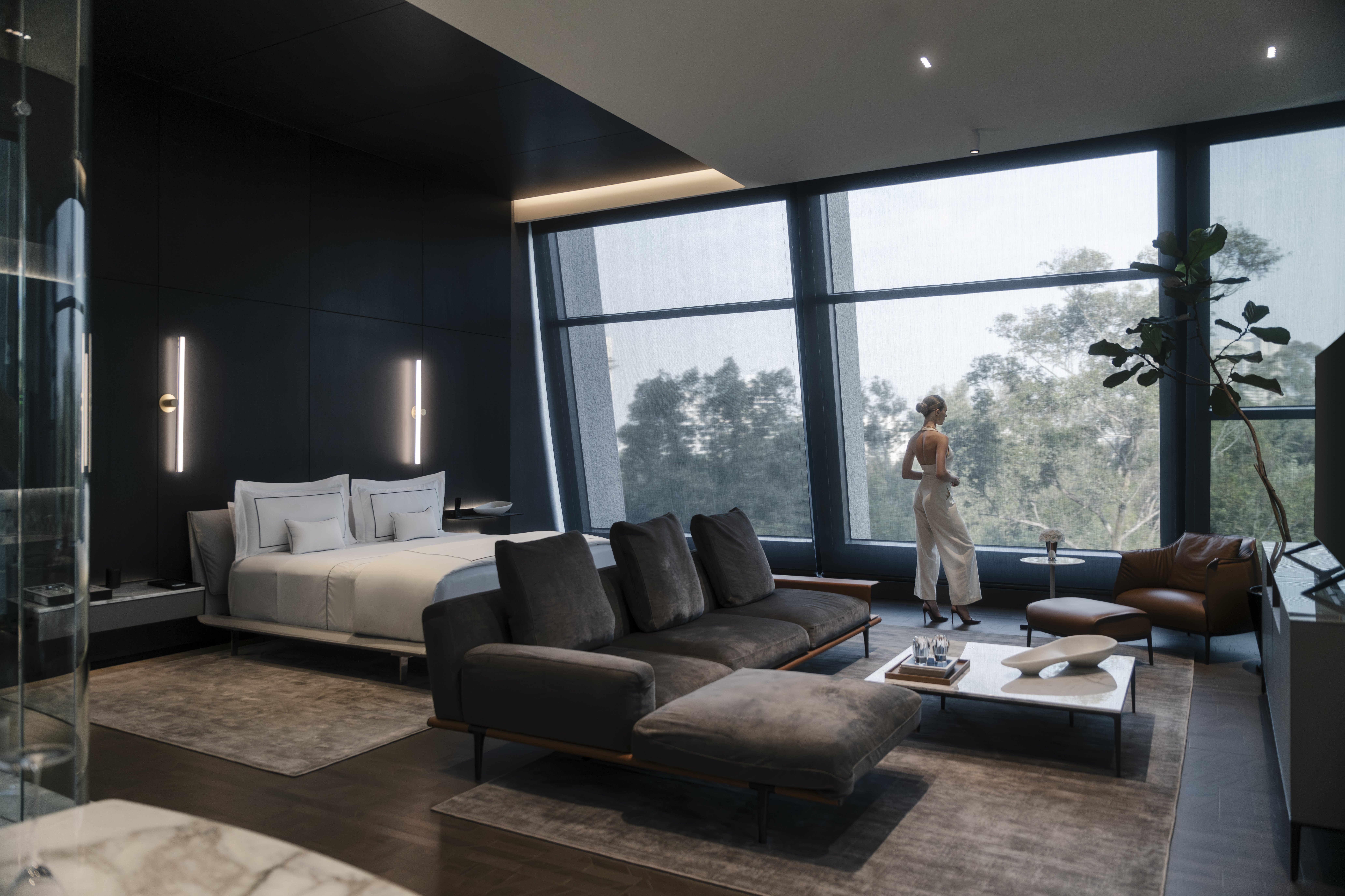 ALEXANDER HOTEL 43/60
