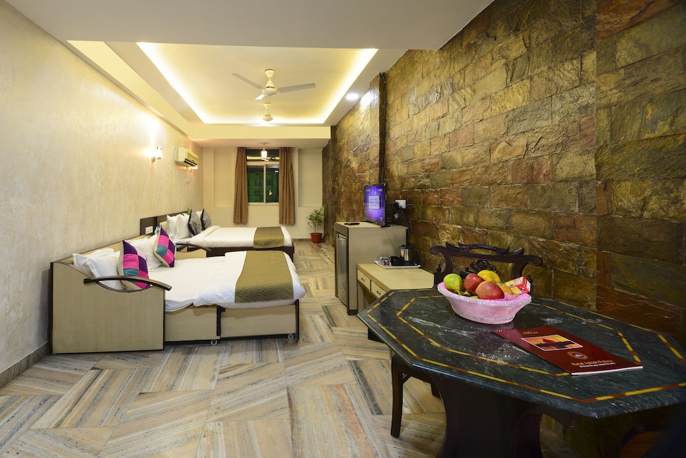 HOTEL ASHISH PALACE 15/32