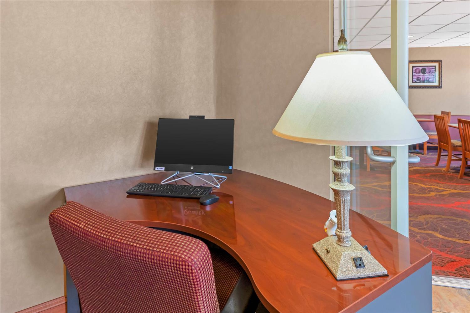 Quality Inn & Suites Wellington - Fort Collins 28/32