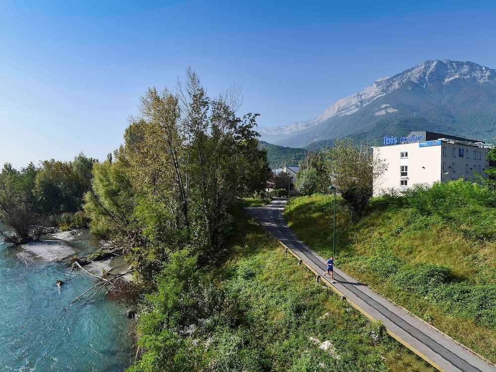 Ibis Budget Grenoble Sud Seyssins 32/60