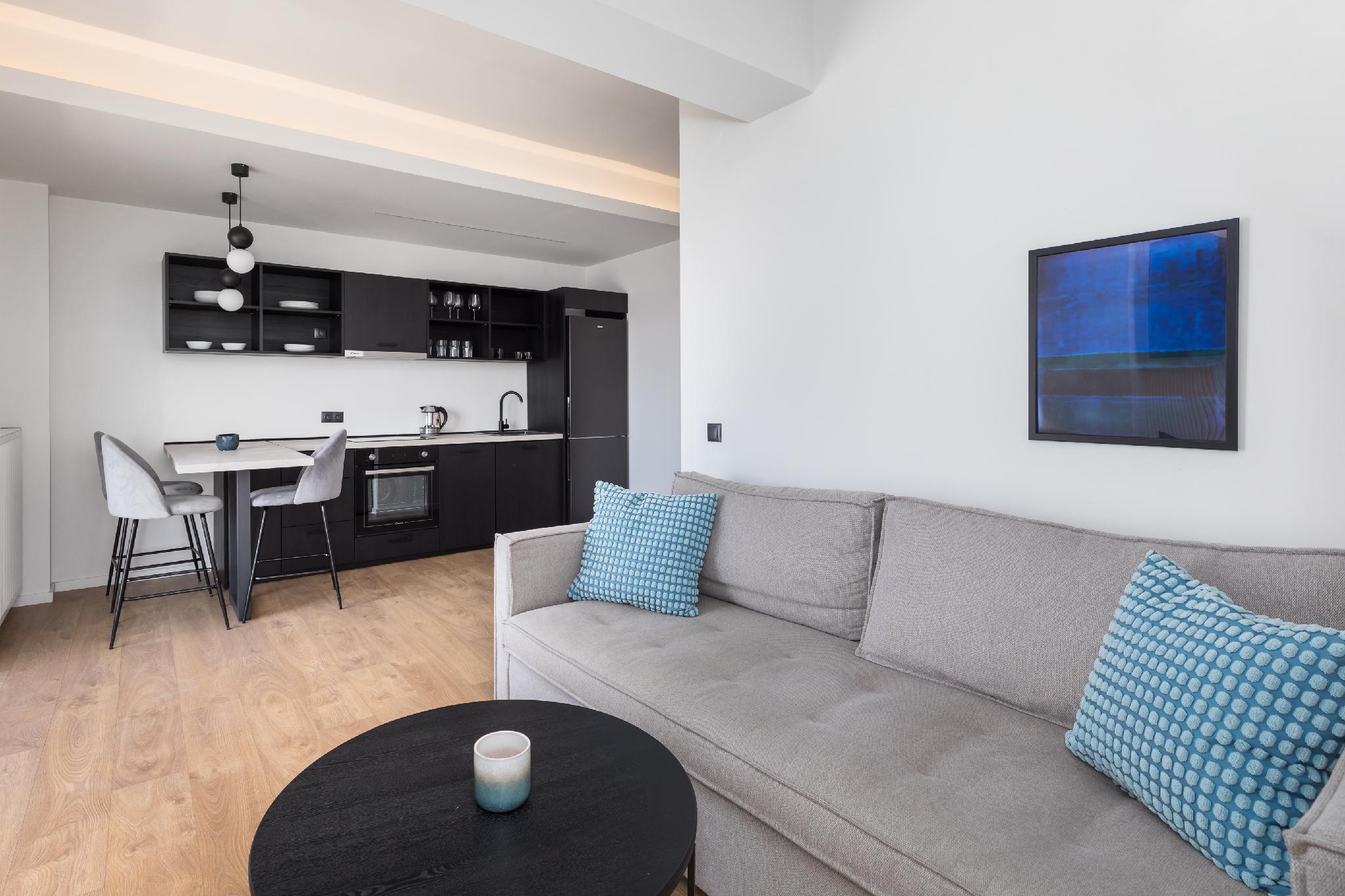 Celine: Apartments in the center 6/14