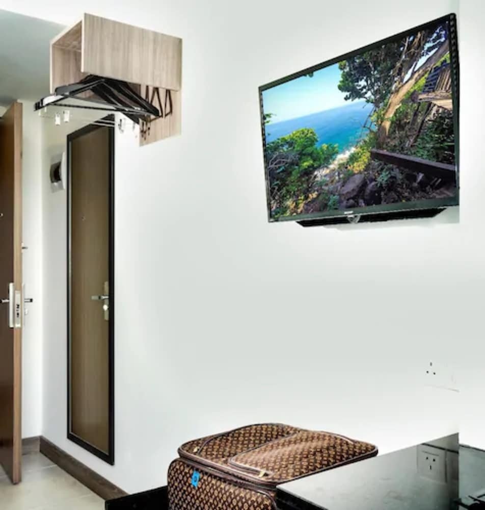 AYANI HOTEL 28/45