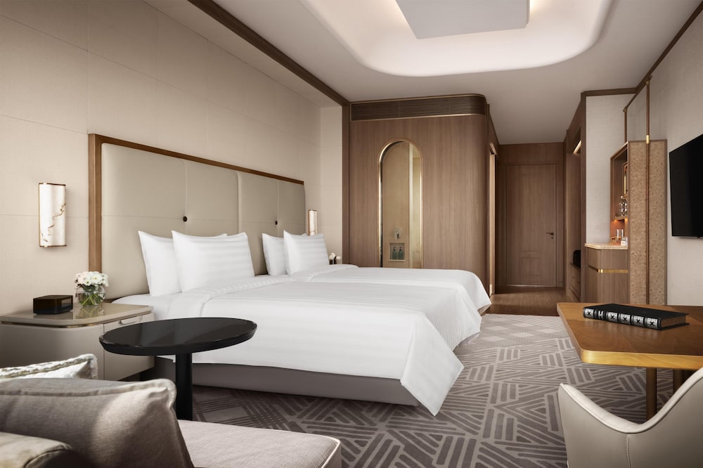 Shangri-La Phnom Penh 13/41