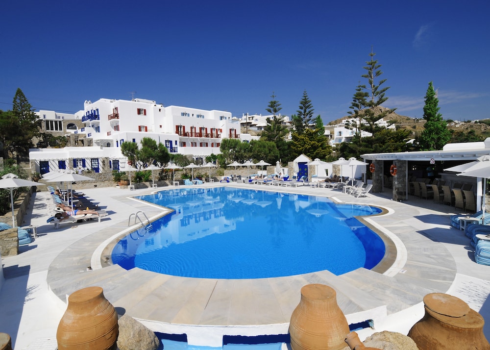 Kamari Hotel 69/73