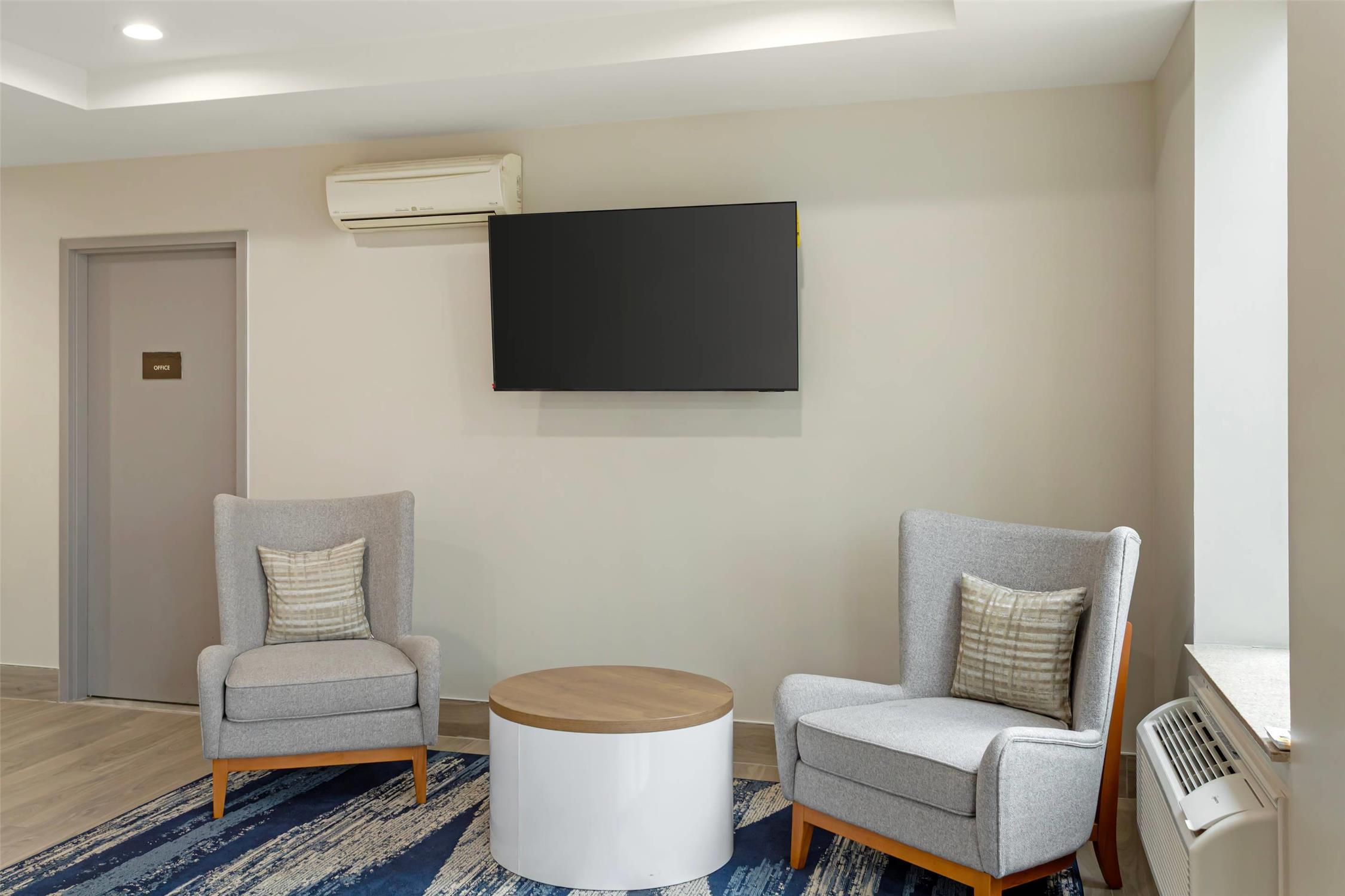 Comfort Inn New York Staten Island 30/36