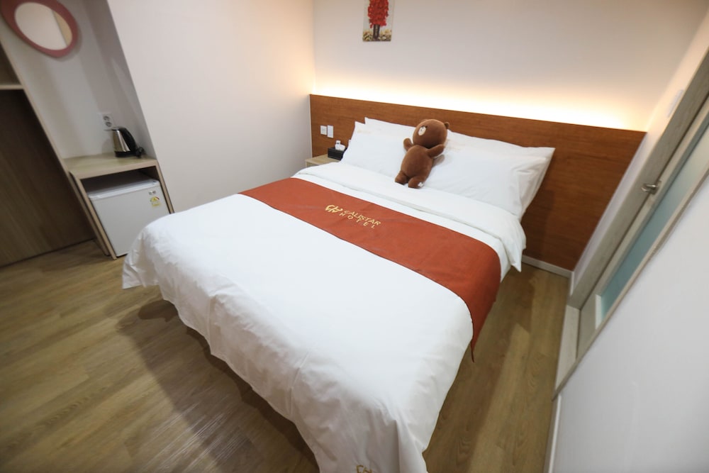 Calistar Hotel 20/50
