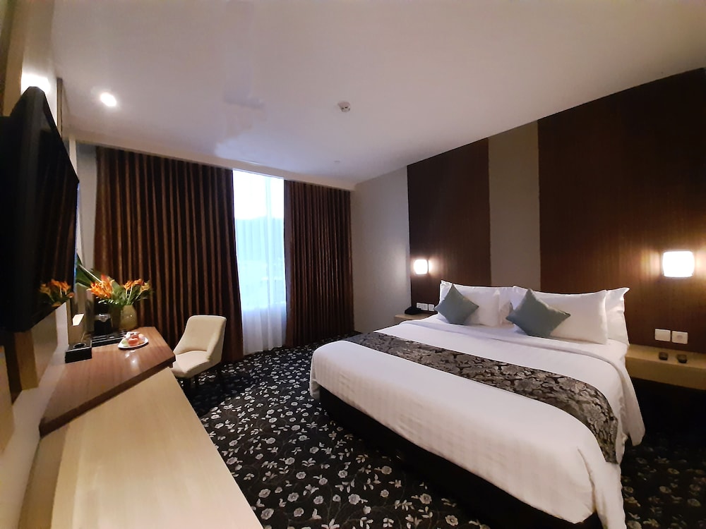 Aston Gorontalo Hotel & Convention Center 30/61