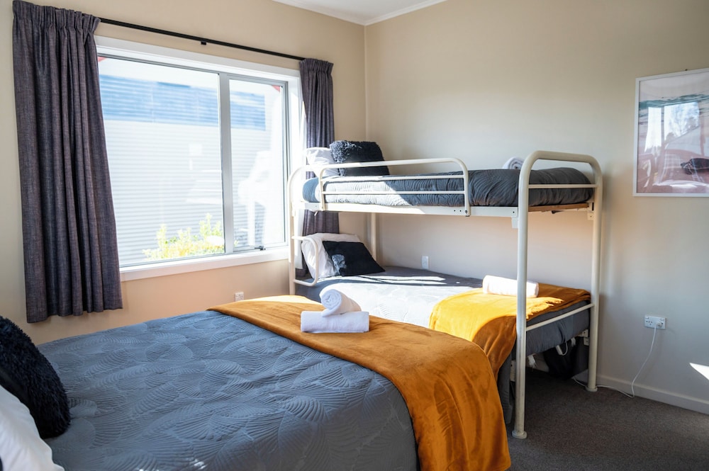 Franz Josef Top 10 Holiday Park 35/75