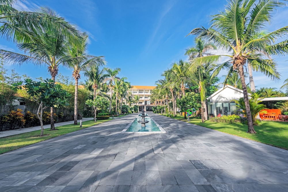 Grandvrio Ocean Resort Danang 69/77