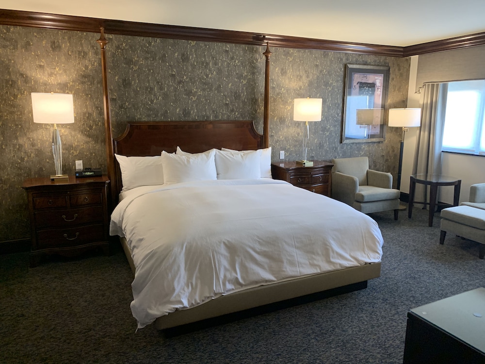 Towers at Kahler Grand Hotel 20/50