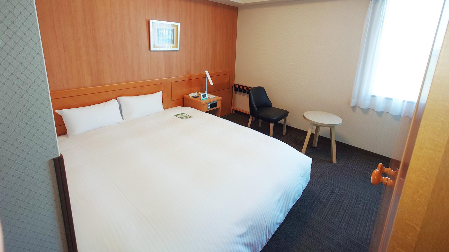 Room, Double Bed