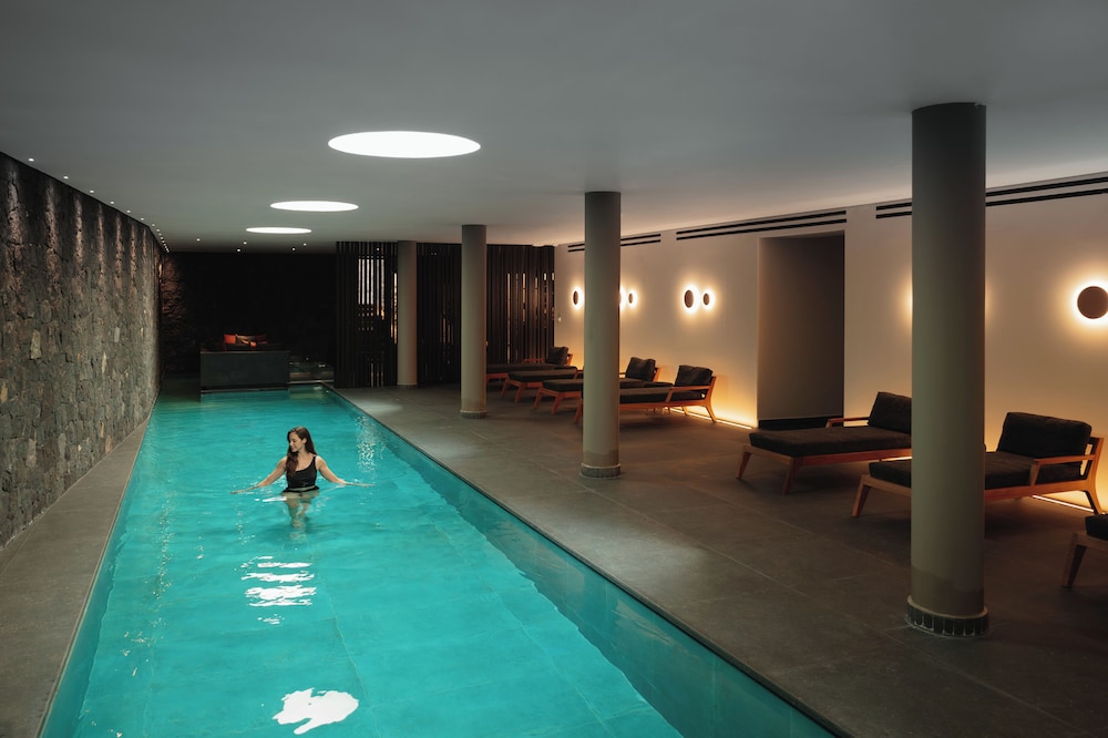 Magma Resort Santorini in of the Unbound Collection by Hyatt 34/64