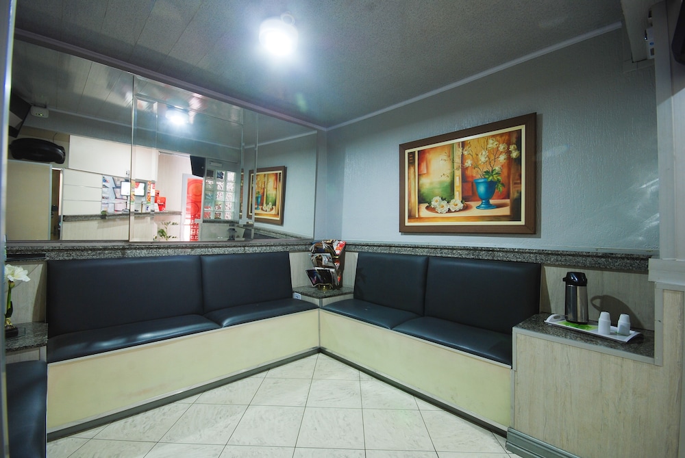 Calamares Hotel 19/49