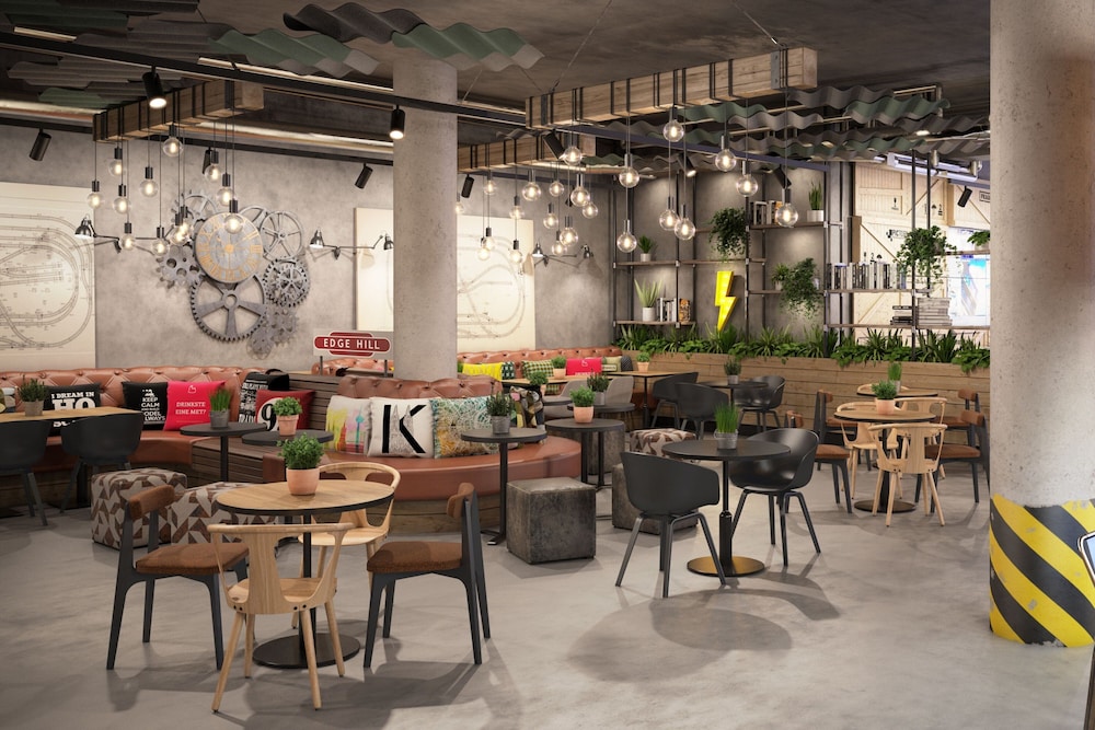 Moxy Cologne Muelheim 20/27