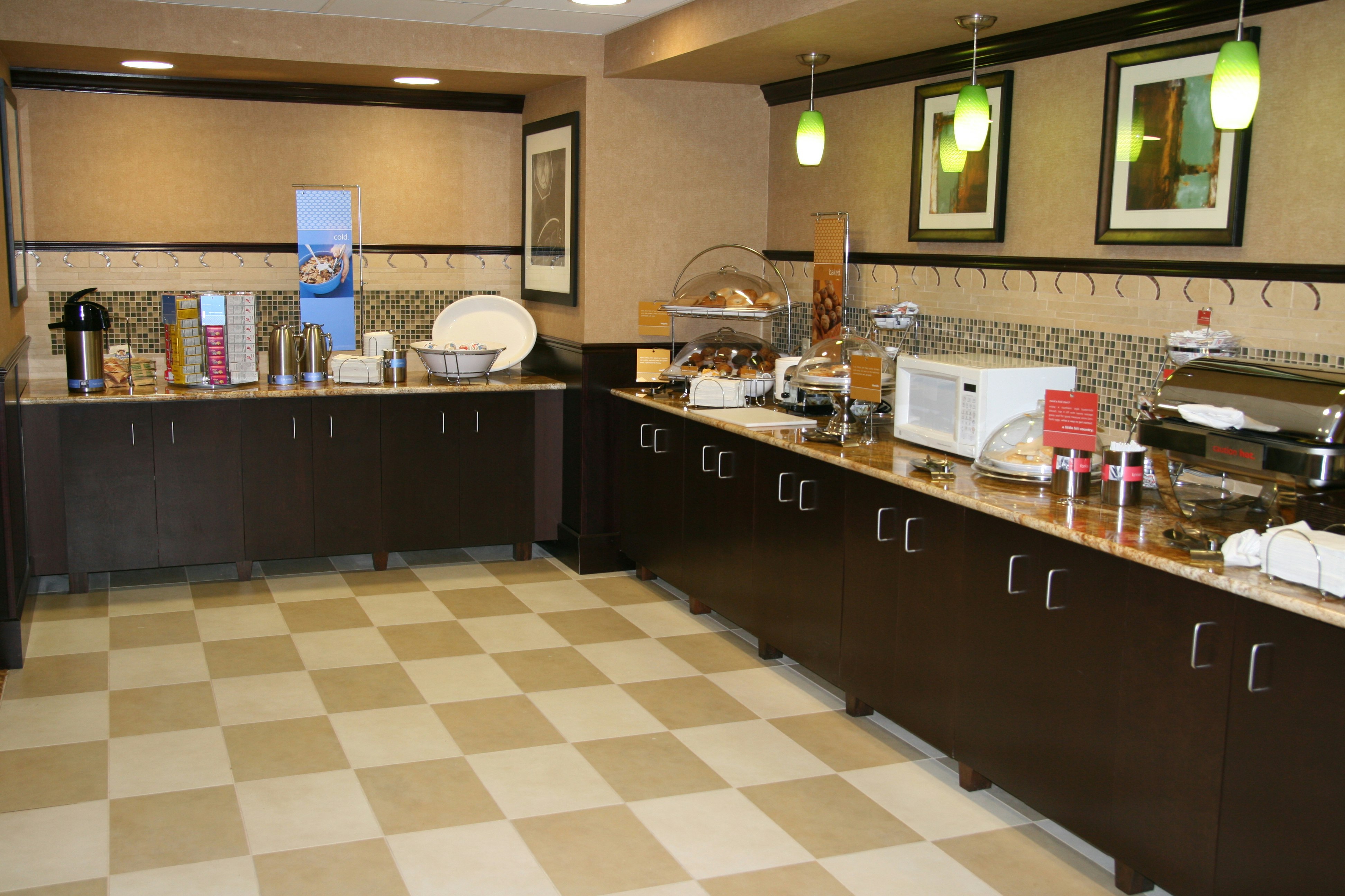 Hampton Inn Suites Austin Lakeway 69/69