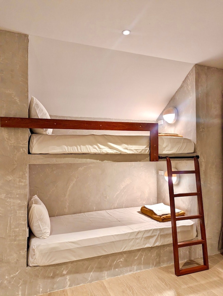 Twinbay Resort And Spa 41/69