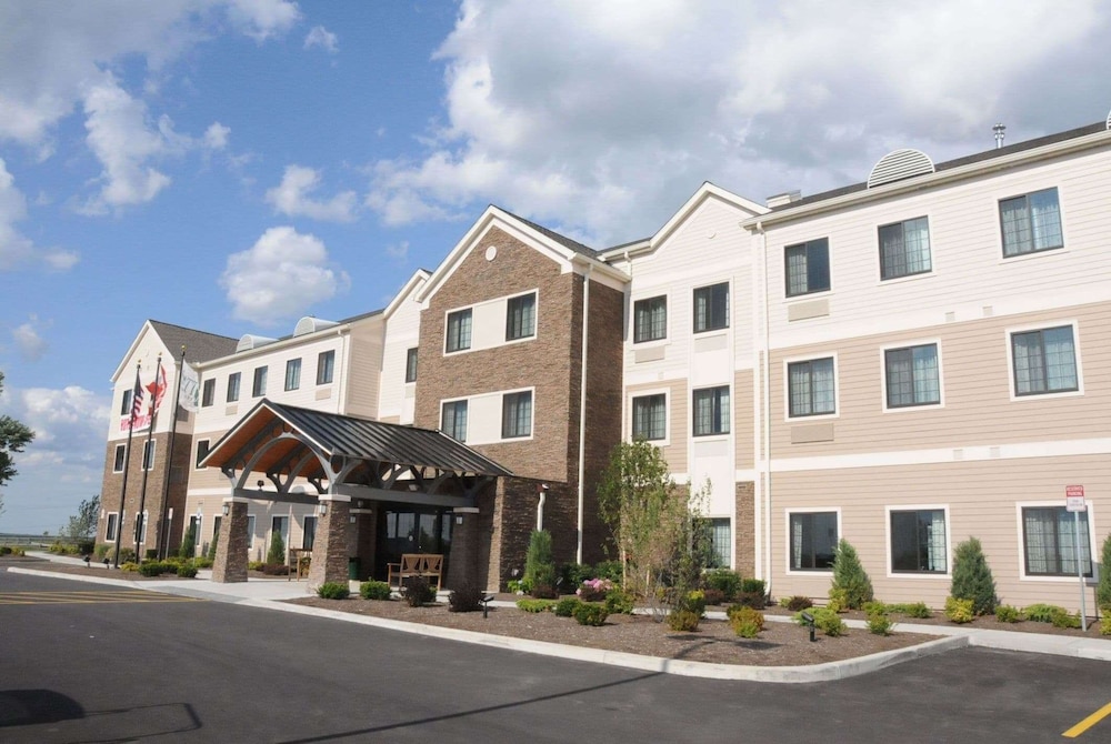 Staybridge Suites Williamsville Buffalo by IHG 1/65