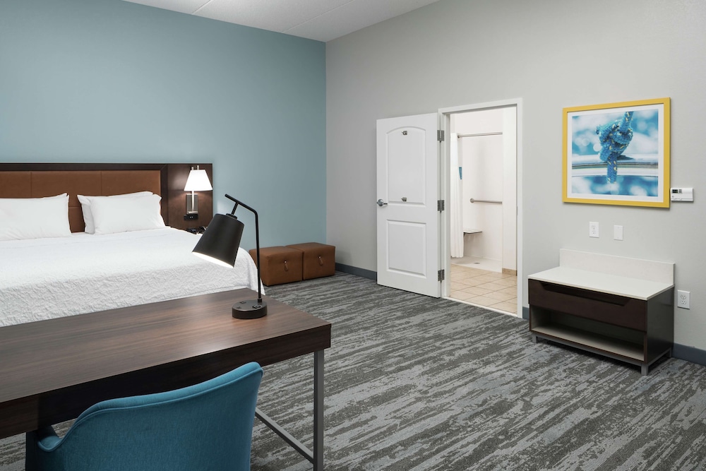 Hampton Inn & Suites Panama City Beach-Pier Park Area 11/49