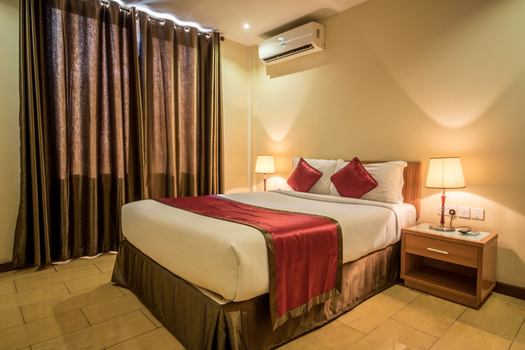 2 BEDROOMS, APARTMENT