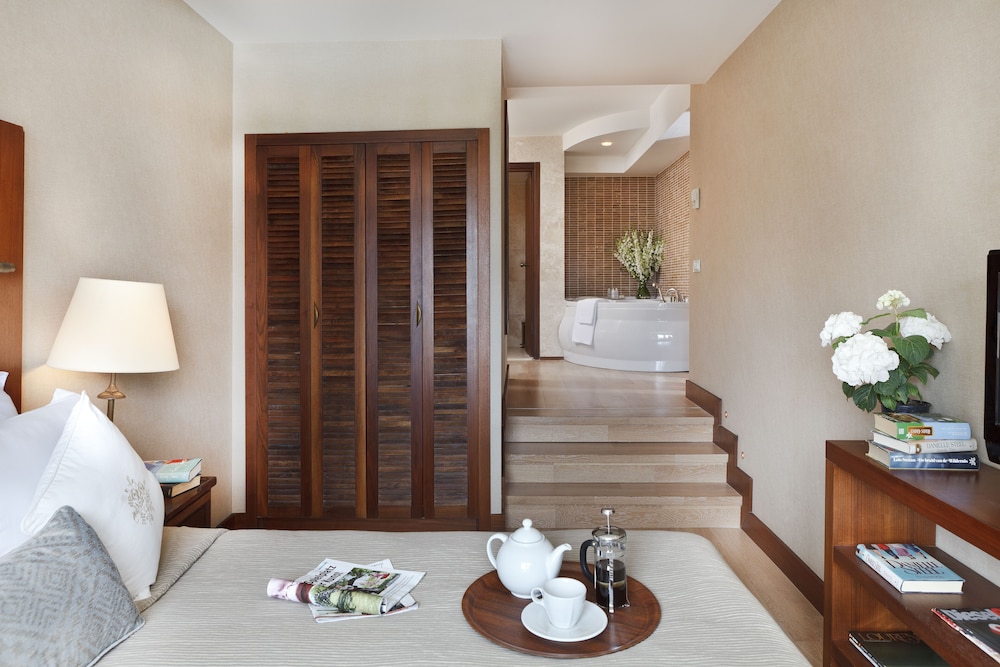 Marti Resort Hotel 19/72