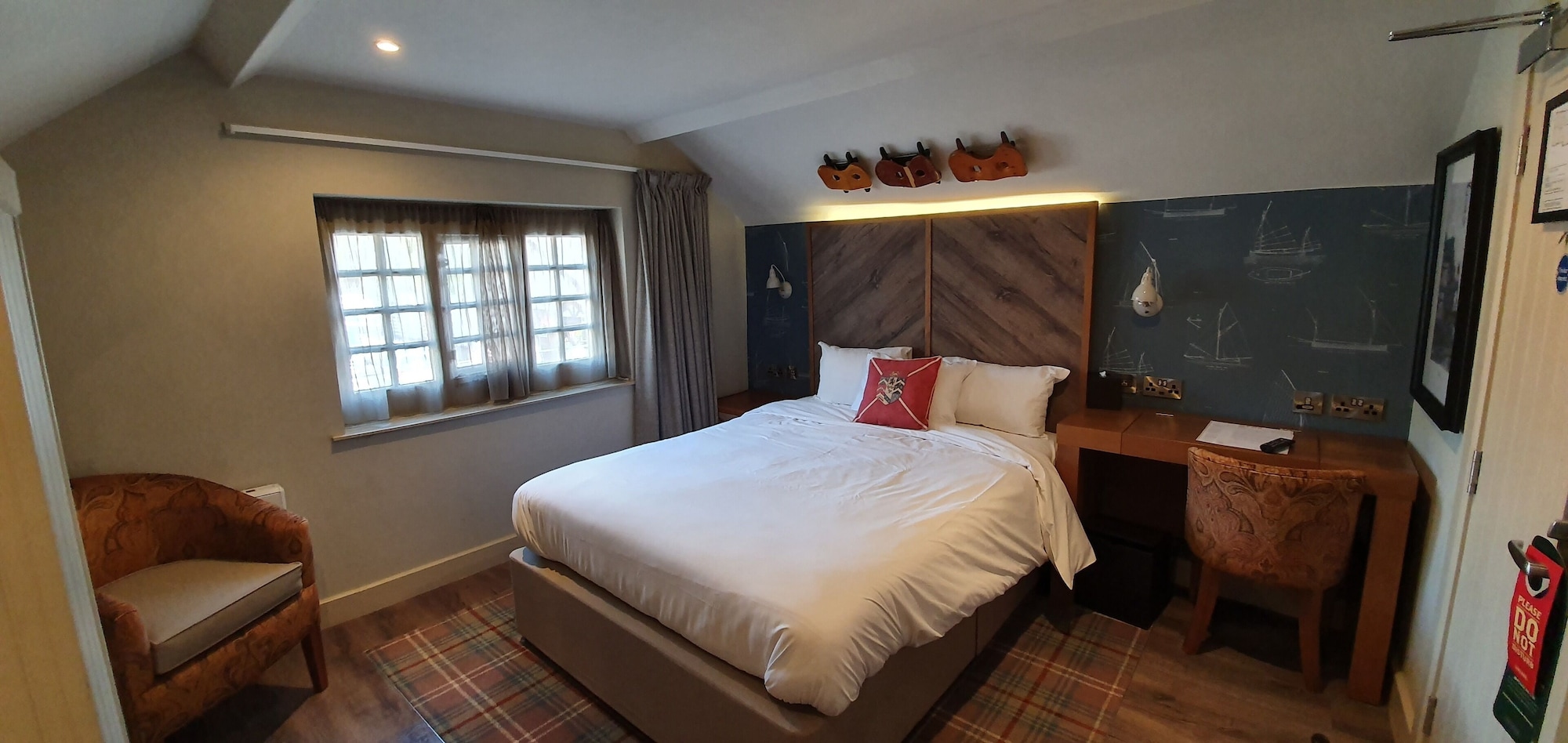 COMFORT, DOUBLE BED