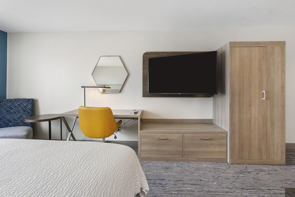 Holiday Inn Express Hotel & Suites Peru - Lasalle Area 16/66