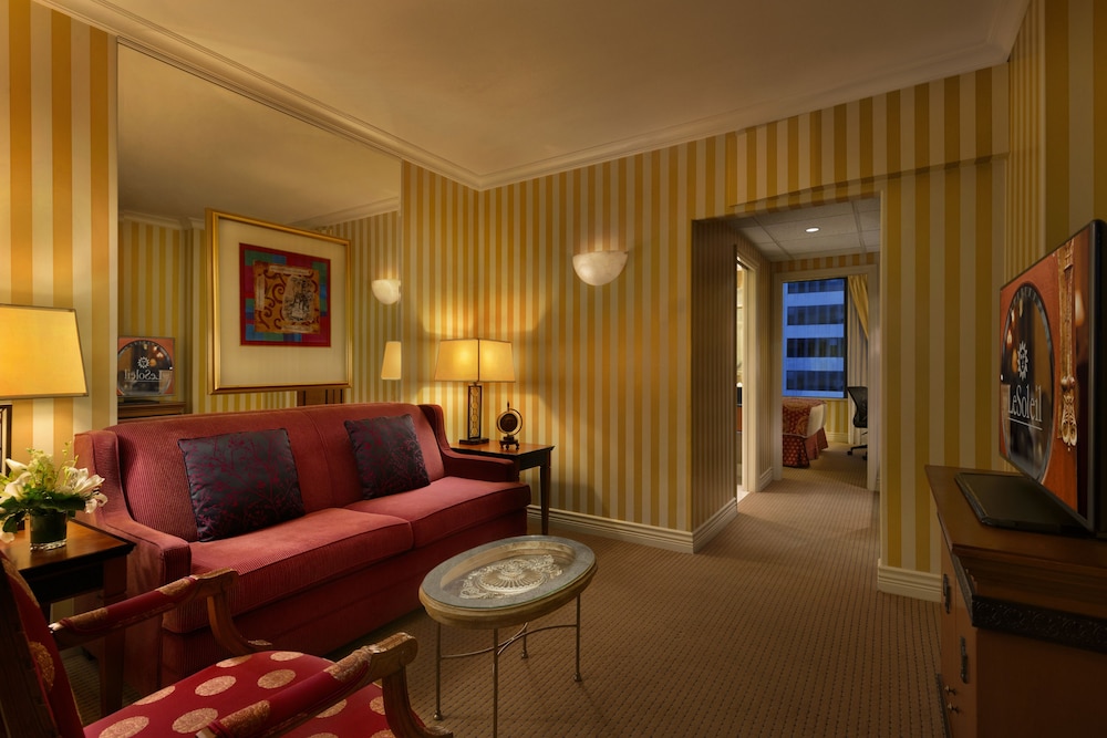 Executive Le Soleil Hotel 39/63