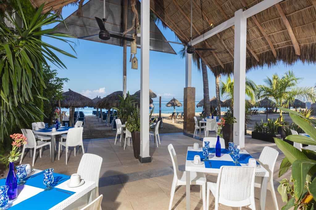 Blue Chairs Beachfront Resort 41/60