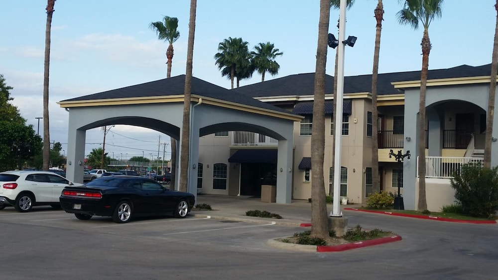 Texas Inn Downtown Mcallen 24/28