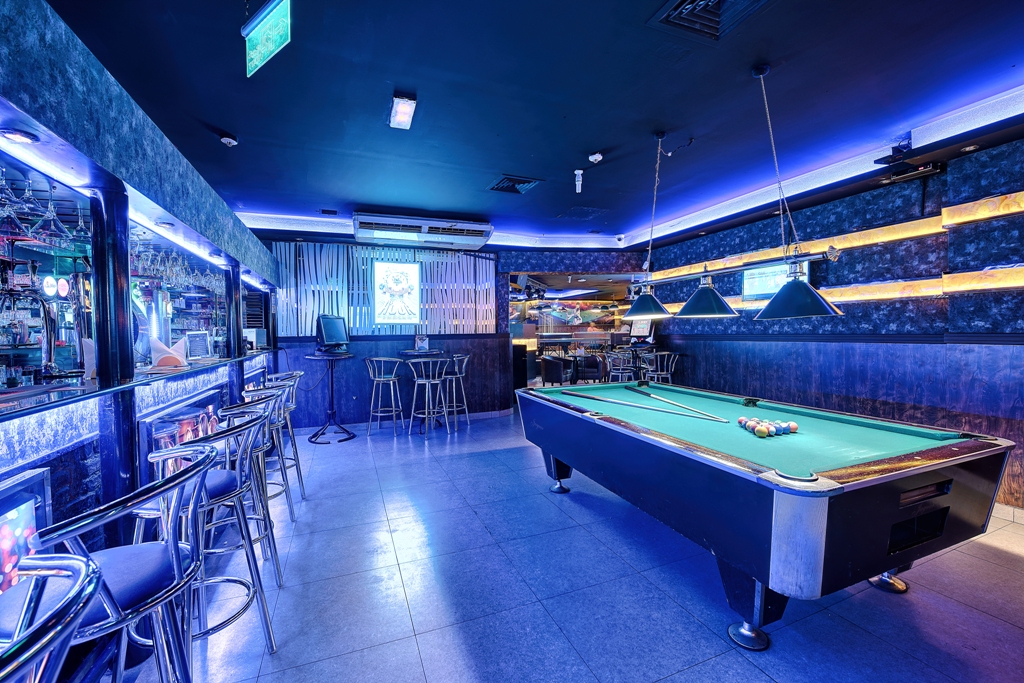 swimming pool spa