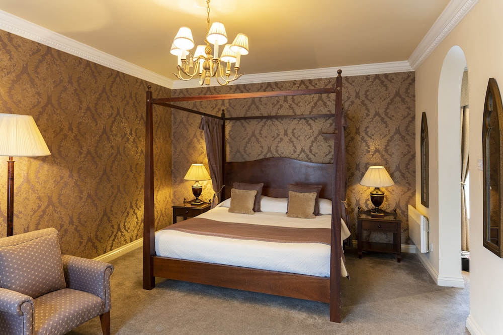 Ringwood Hall Hotel & Spa, BW Signature Collection 17/48