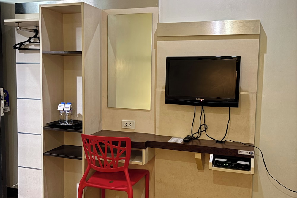 Sugbutel Family Hotel 33/50