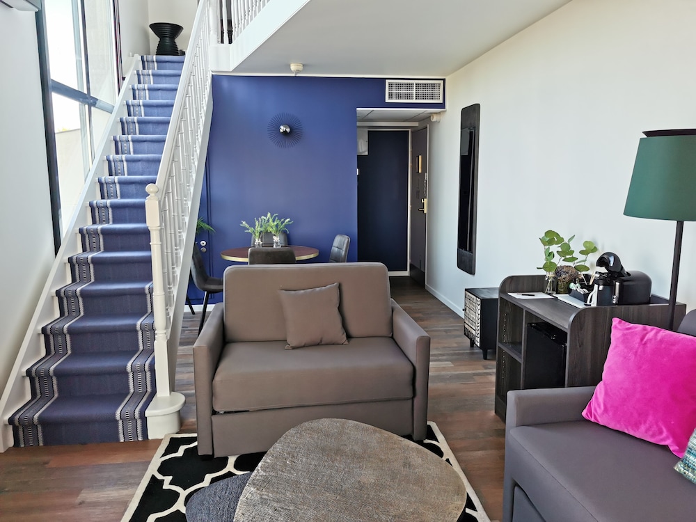 Hotel Le Paddock 44/63