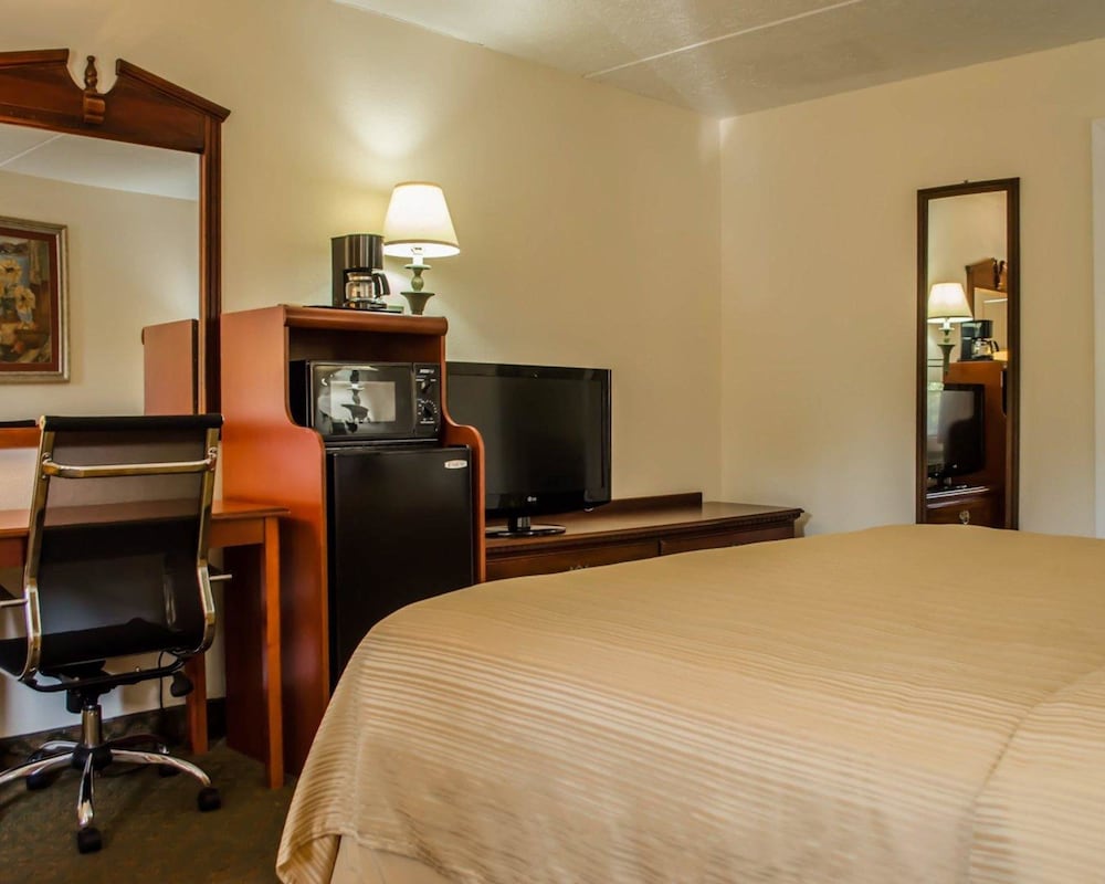 Quality Inn Crystal River 24/35