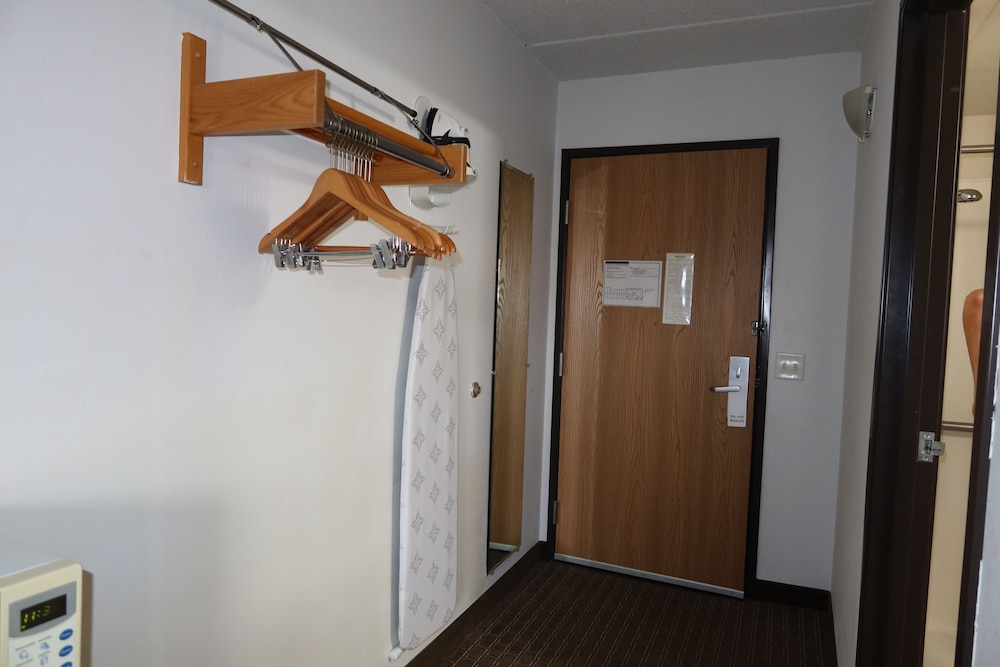 غرفة بسريرين كوين لذوي الإعاقة، Americas Best Value Inn Annandale 10/10