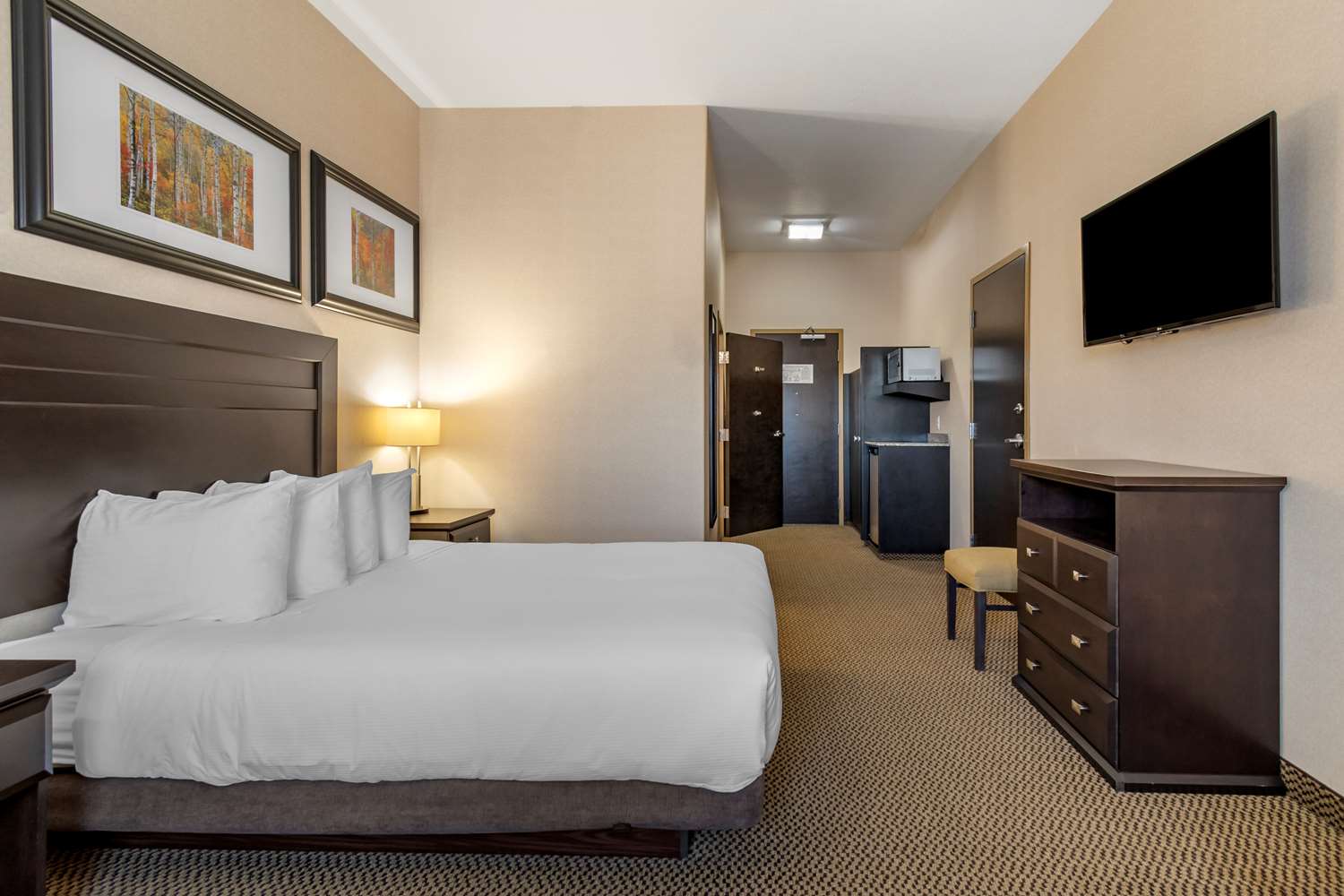 Room, Queen Bed, Accessible