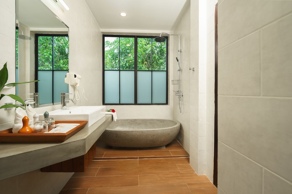 Vihara Residence 24/69