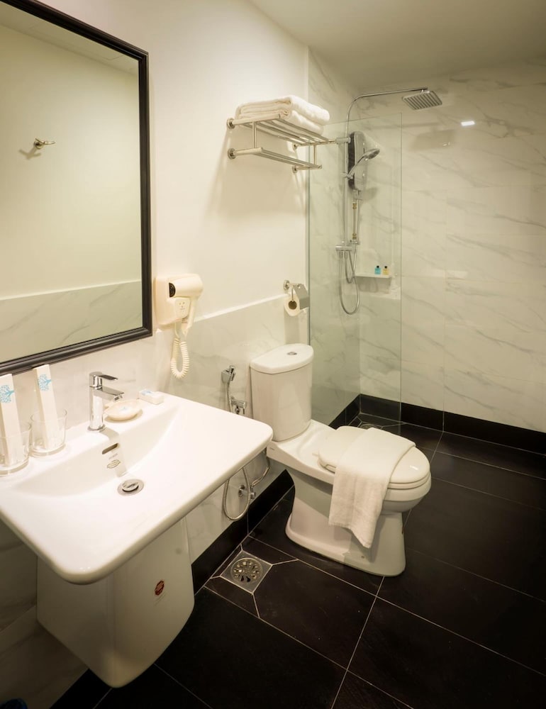 H Boutique Hotel Kota Damansara 43/45