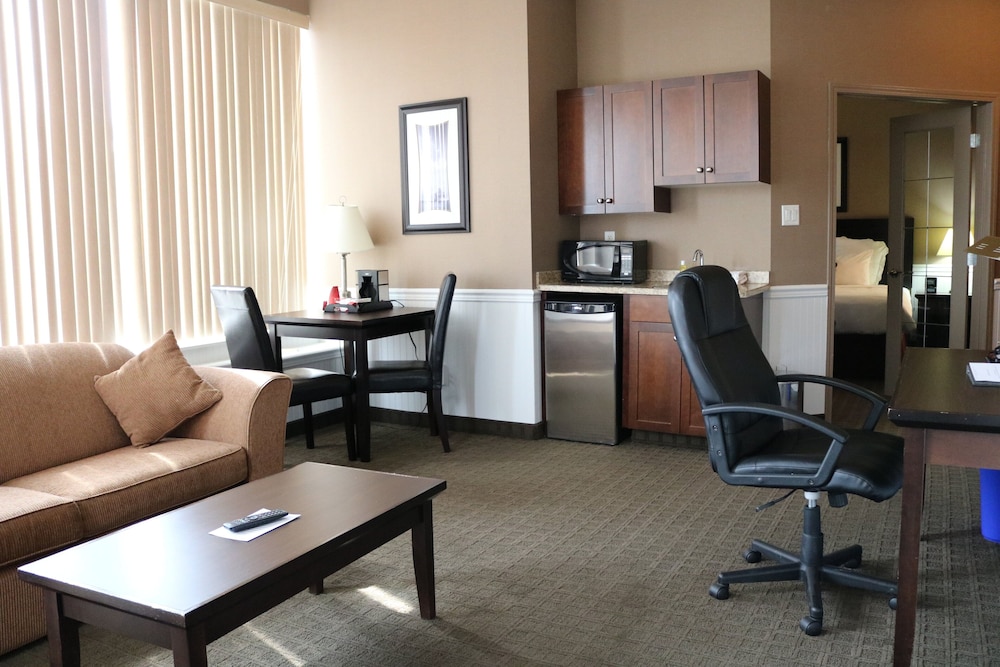 Nomad Hotel And Suites 55/67
