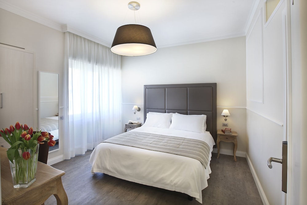 Seven Suites 20/58