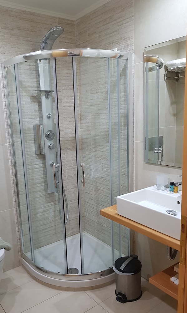 Grand Theoni Hotel Suites And Spa 17/71