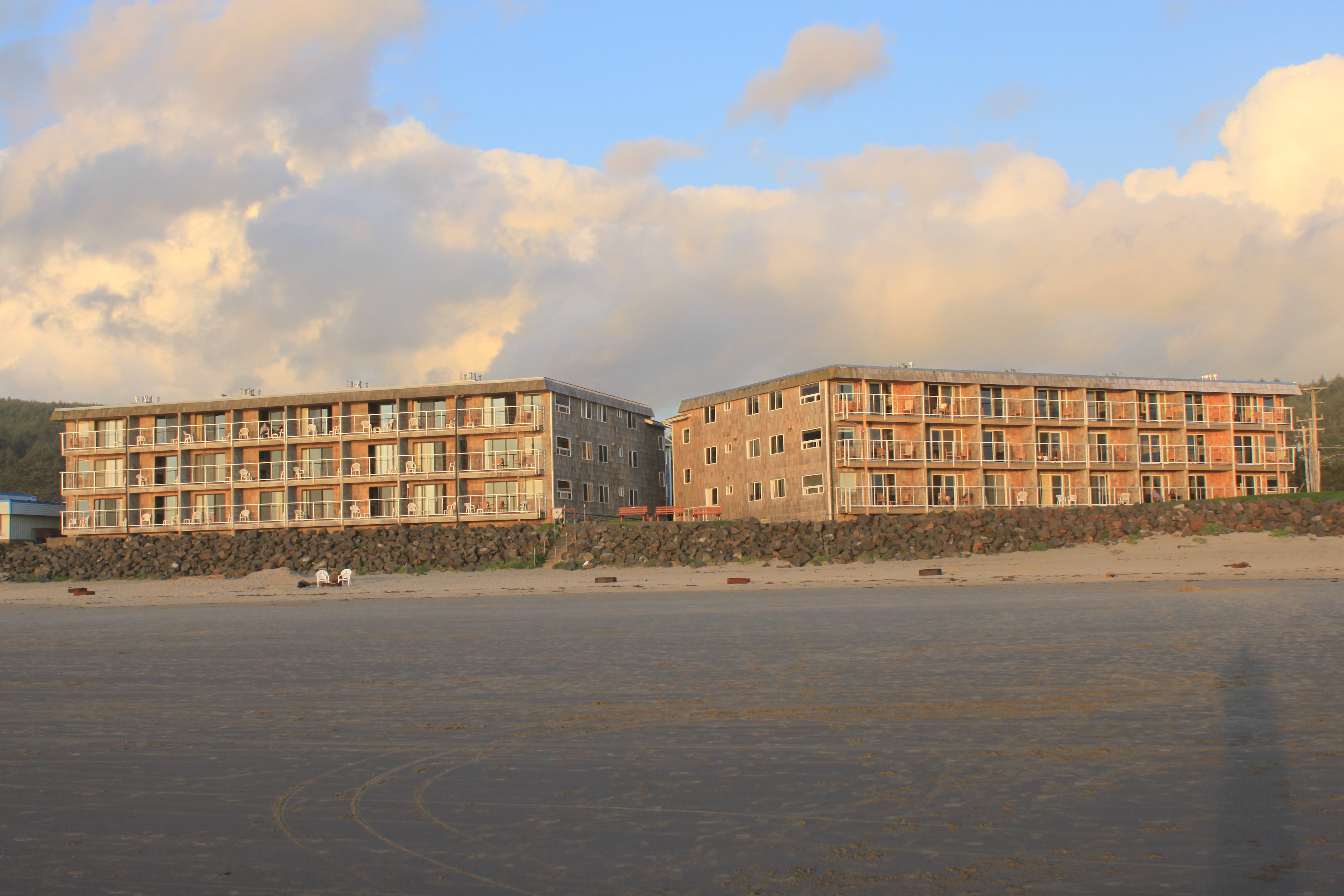 Tolovana Inn 34/38
