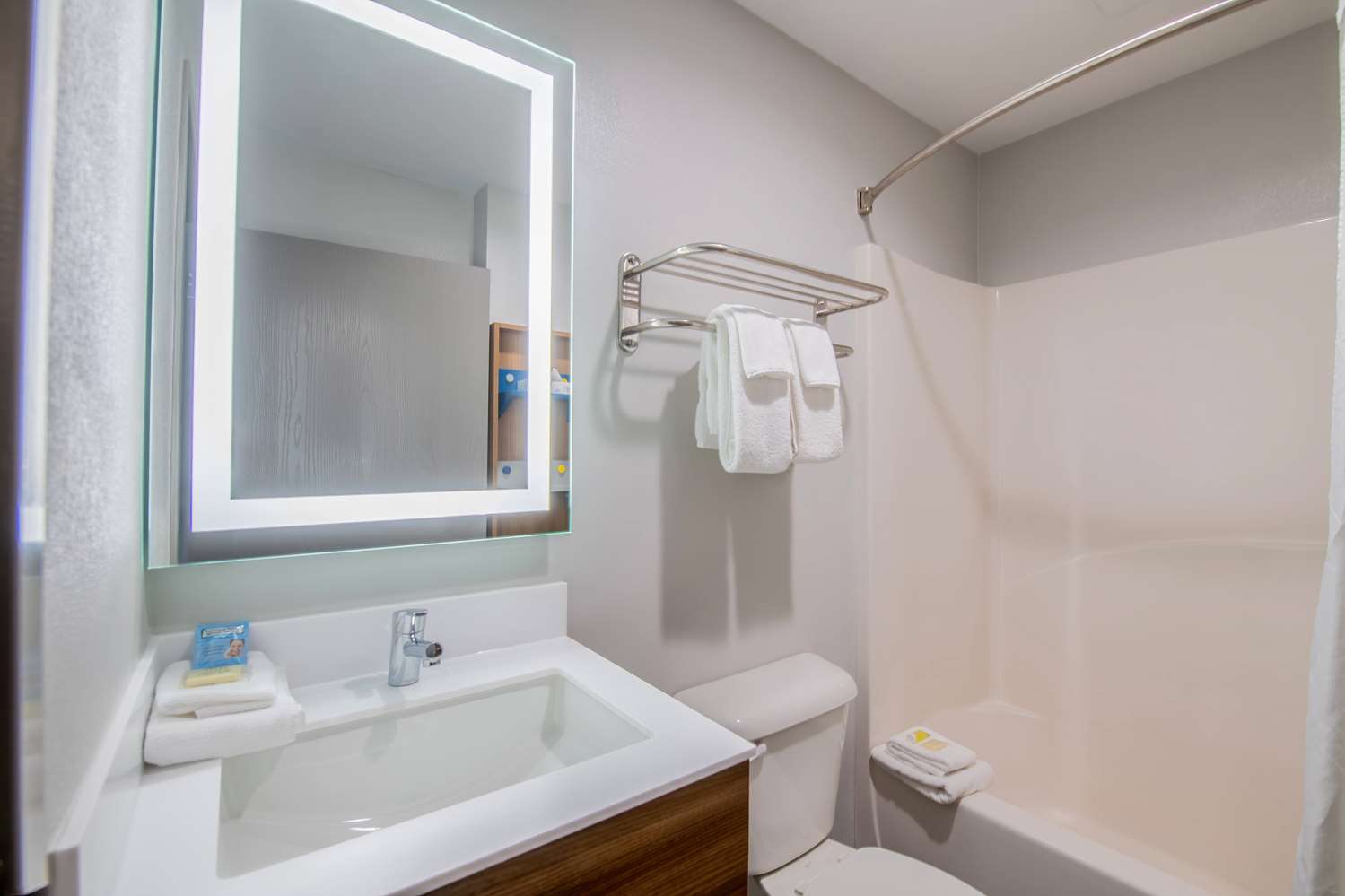 Microtel Inn And Suites Anderson Clemson 37/37