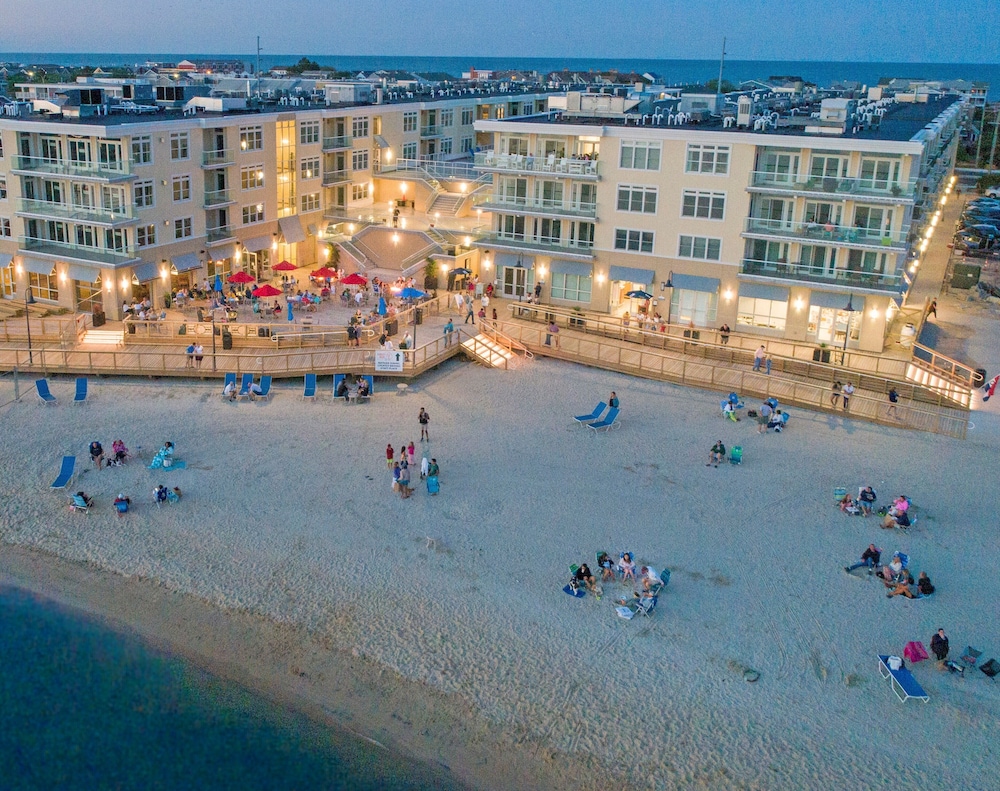 Hyatt Place Dewey Beach 70/80