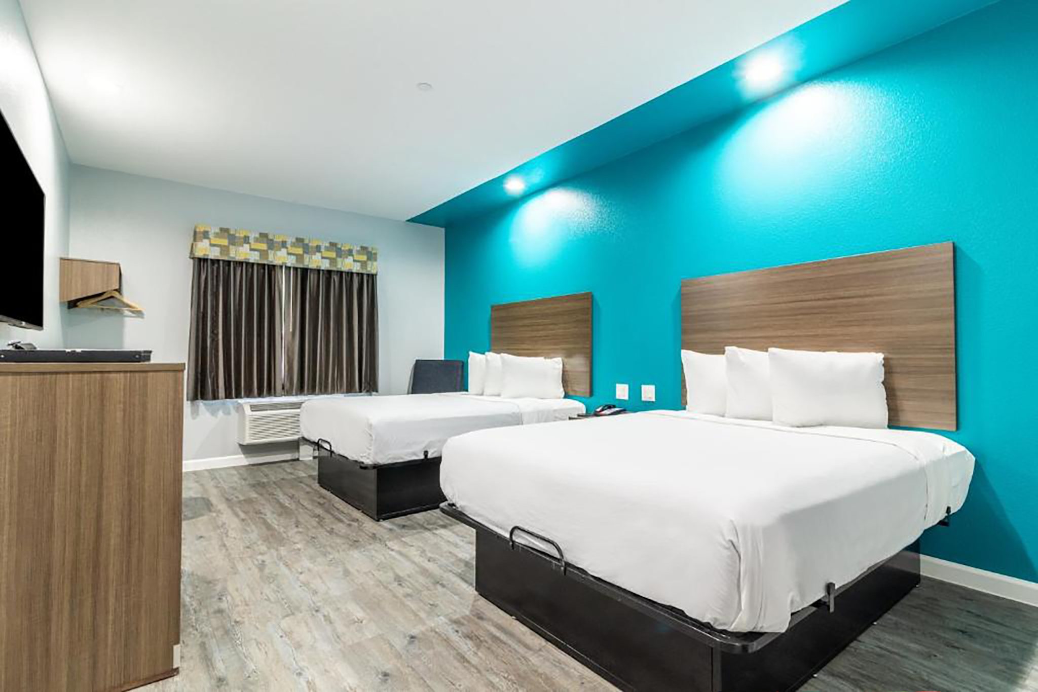 Americas Best Value Inn and Suites Kingwood IAH Airport 6/31
