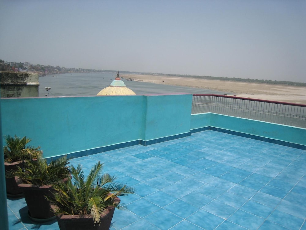Kedareswar Bed and Breakfast 26/36