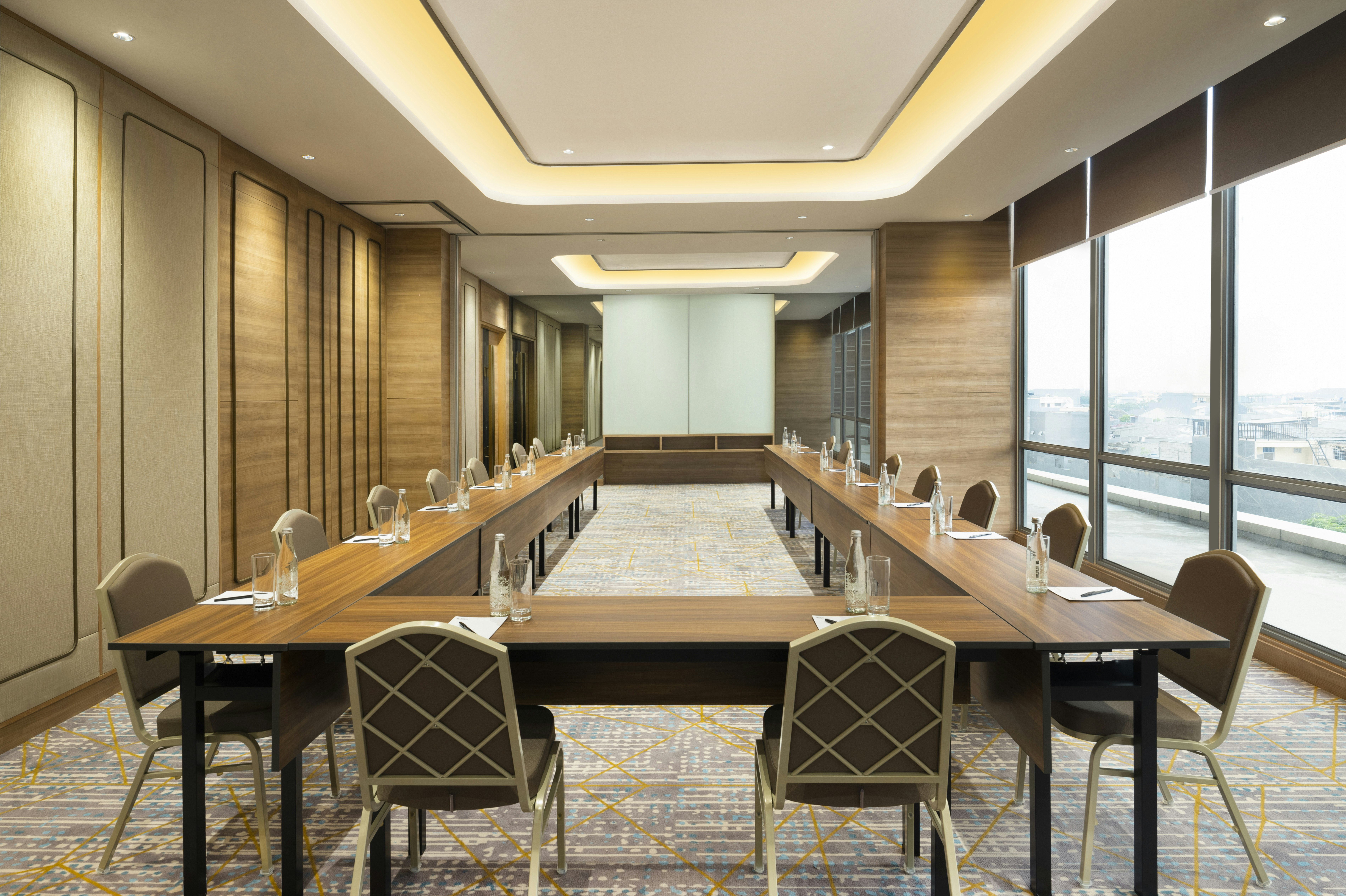 Hilton Garden Inn Jakarta Taman Palem 44/63