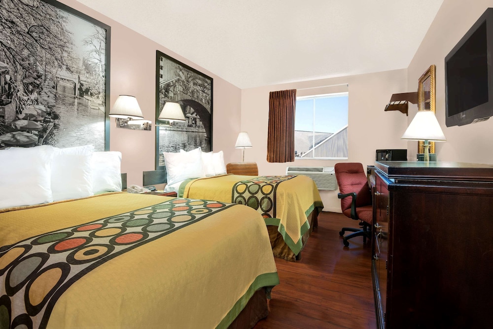 Room, 2 Double Beds